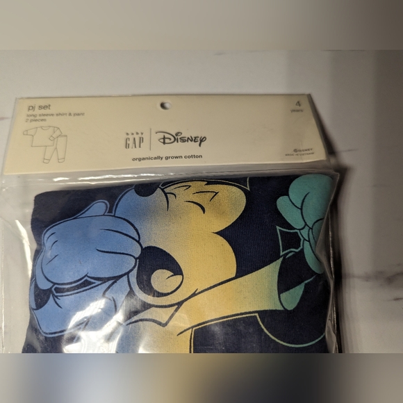 Baby Gap 2 Piece PJ Set Long Sleeve and Pant Brand New Mickey Mouse - Picture 12 of 16